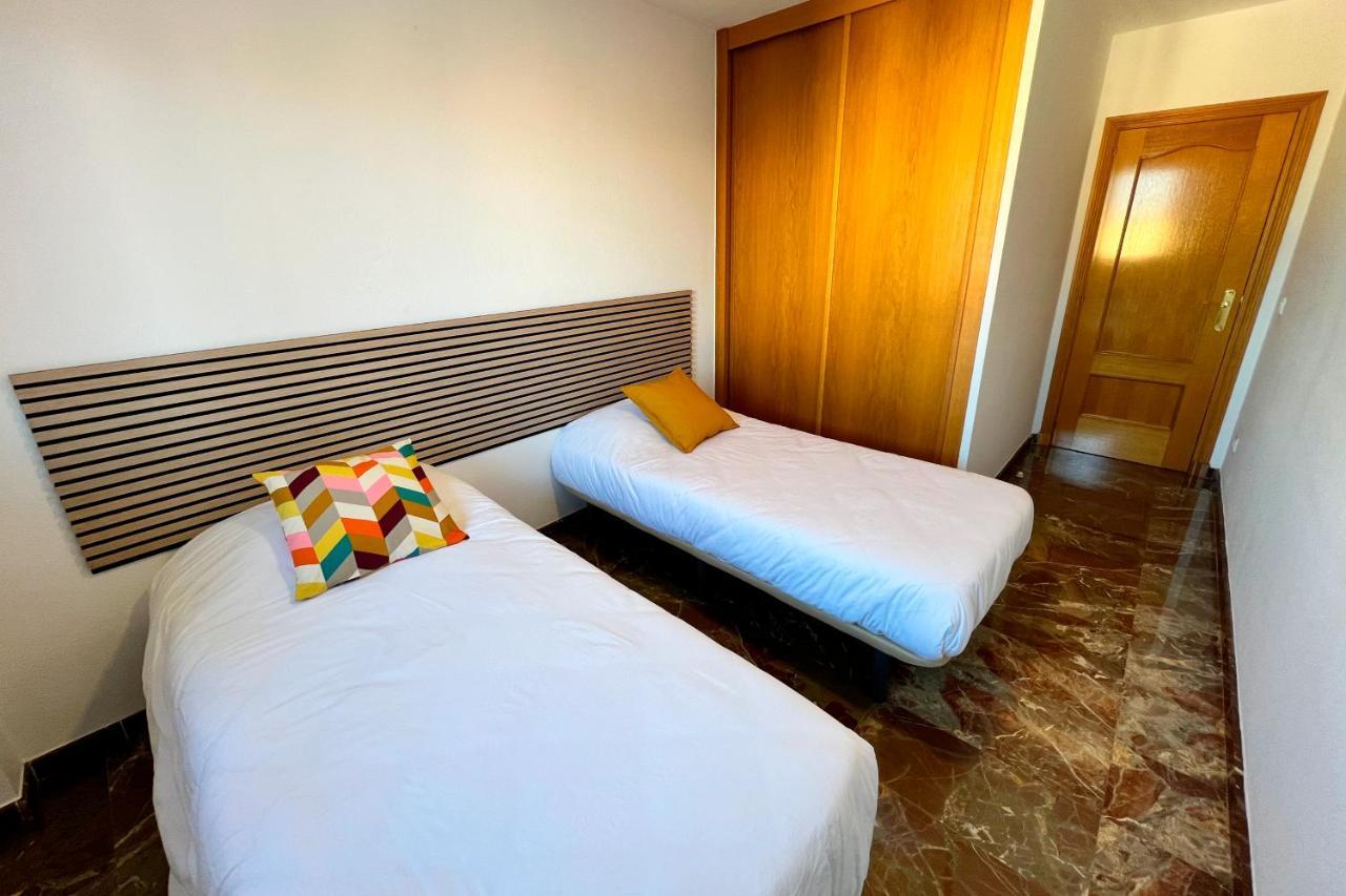 Apartamentos Zaragoza 3000 Bagian luar foto